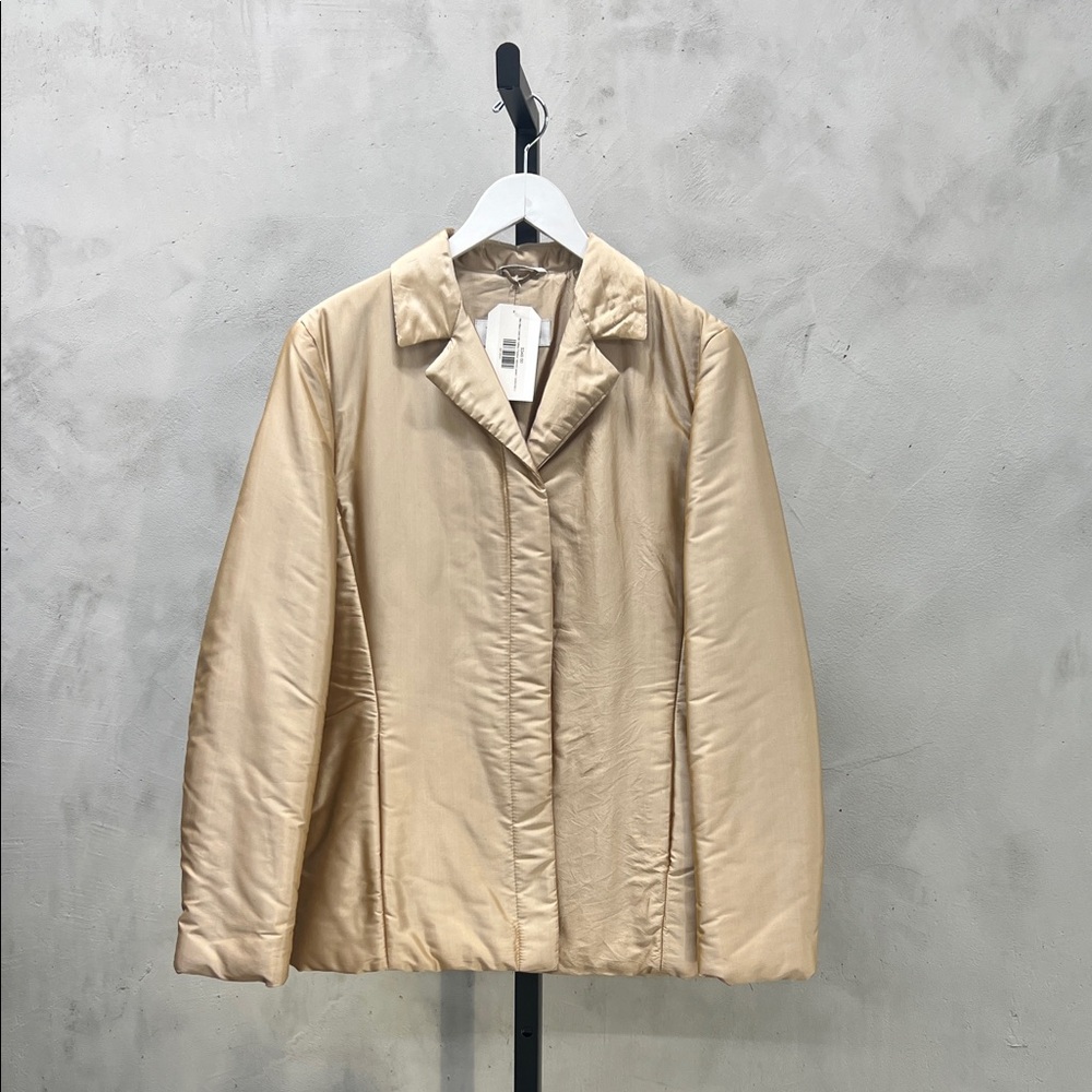 Elegant Cream Women's Jacket